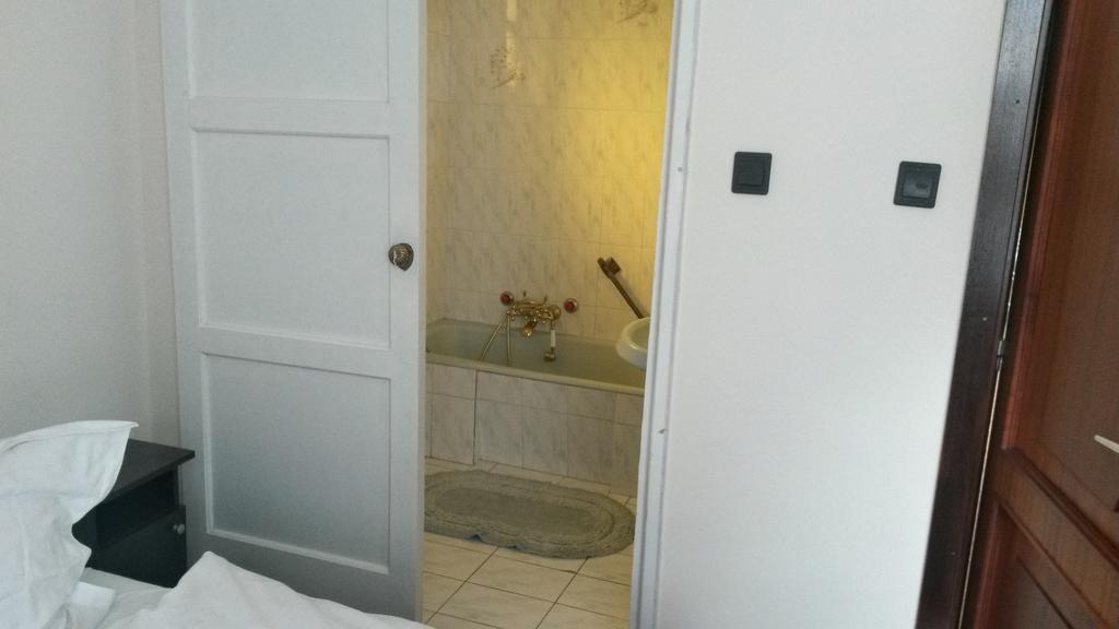 Ezust Fenyo Vendeghaz Hotel Siófok Esterno foto